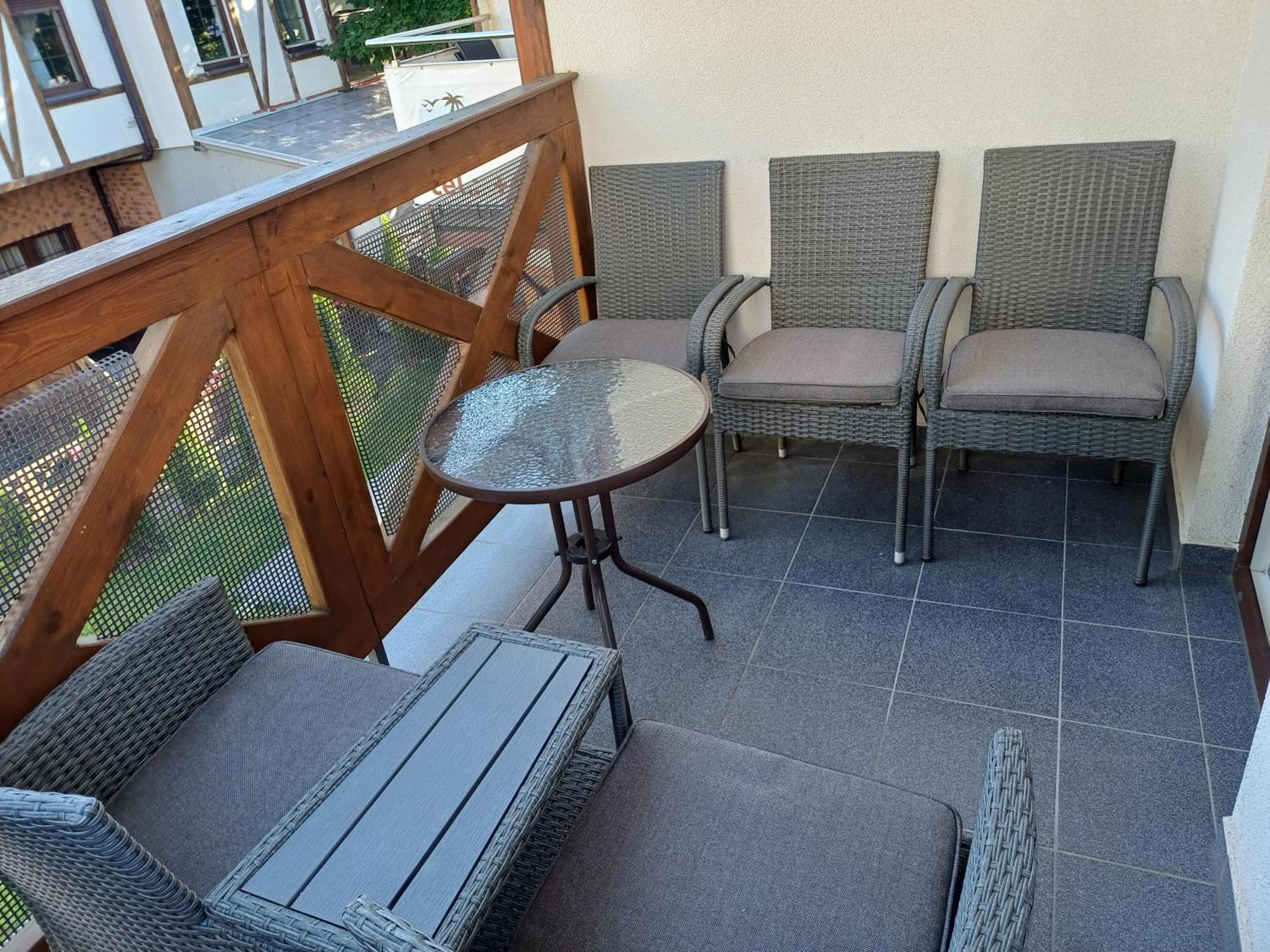 Apartamenty Przy Brzegu Ровы Экстерьер фото